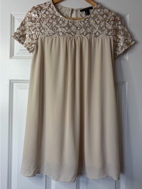 Forever 21 Taupe Babydoll Short Sleeve Mini Dress Sequinned Lace Bodice Size S